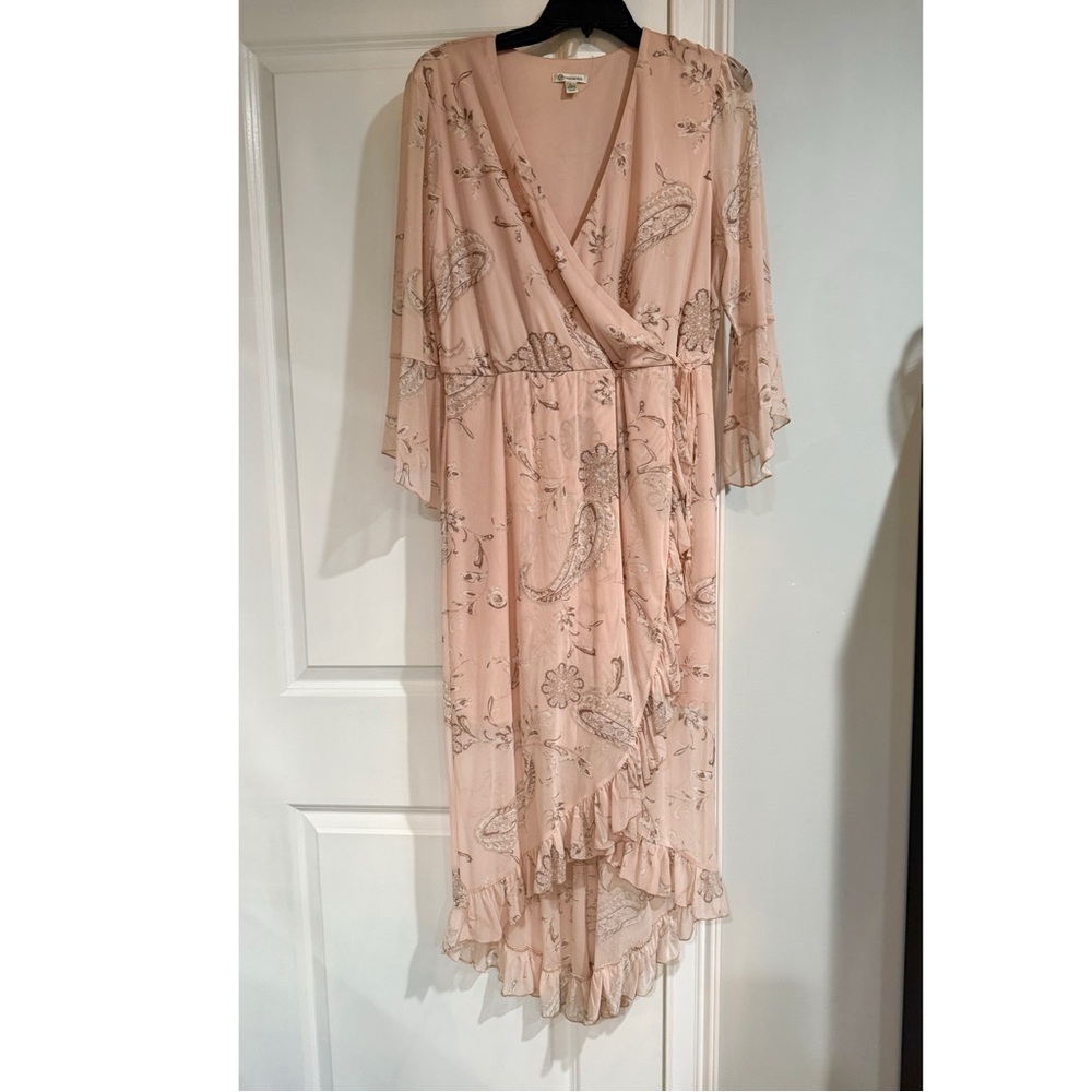 NWT Versona Pink Floral Wrap Dress